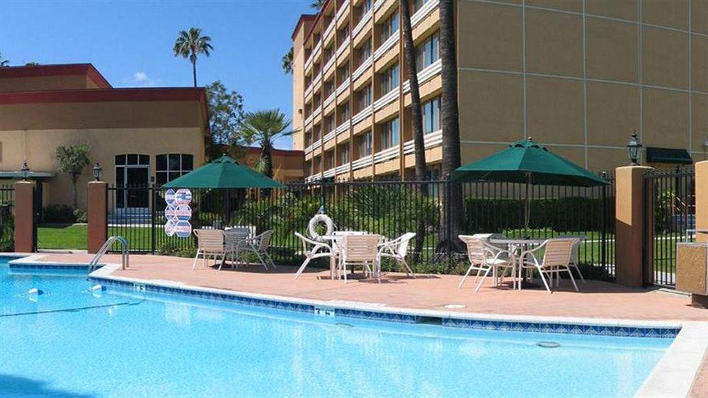 Courtyard By Marriott Los Angeles Woodland Hills Exteriér fotografie