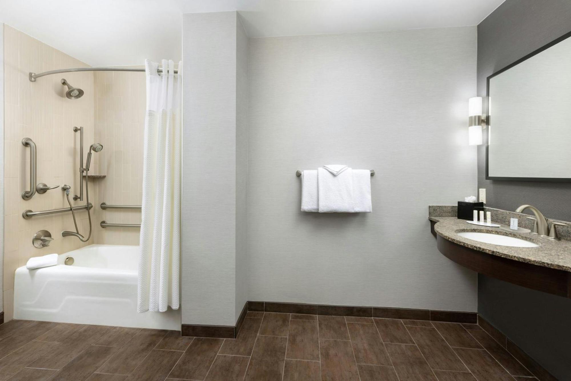 Courtyard By Marriott Los Angeles Woodland Hills Exteriér fotografie
