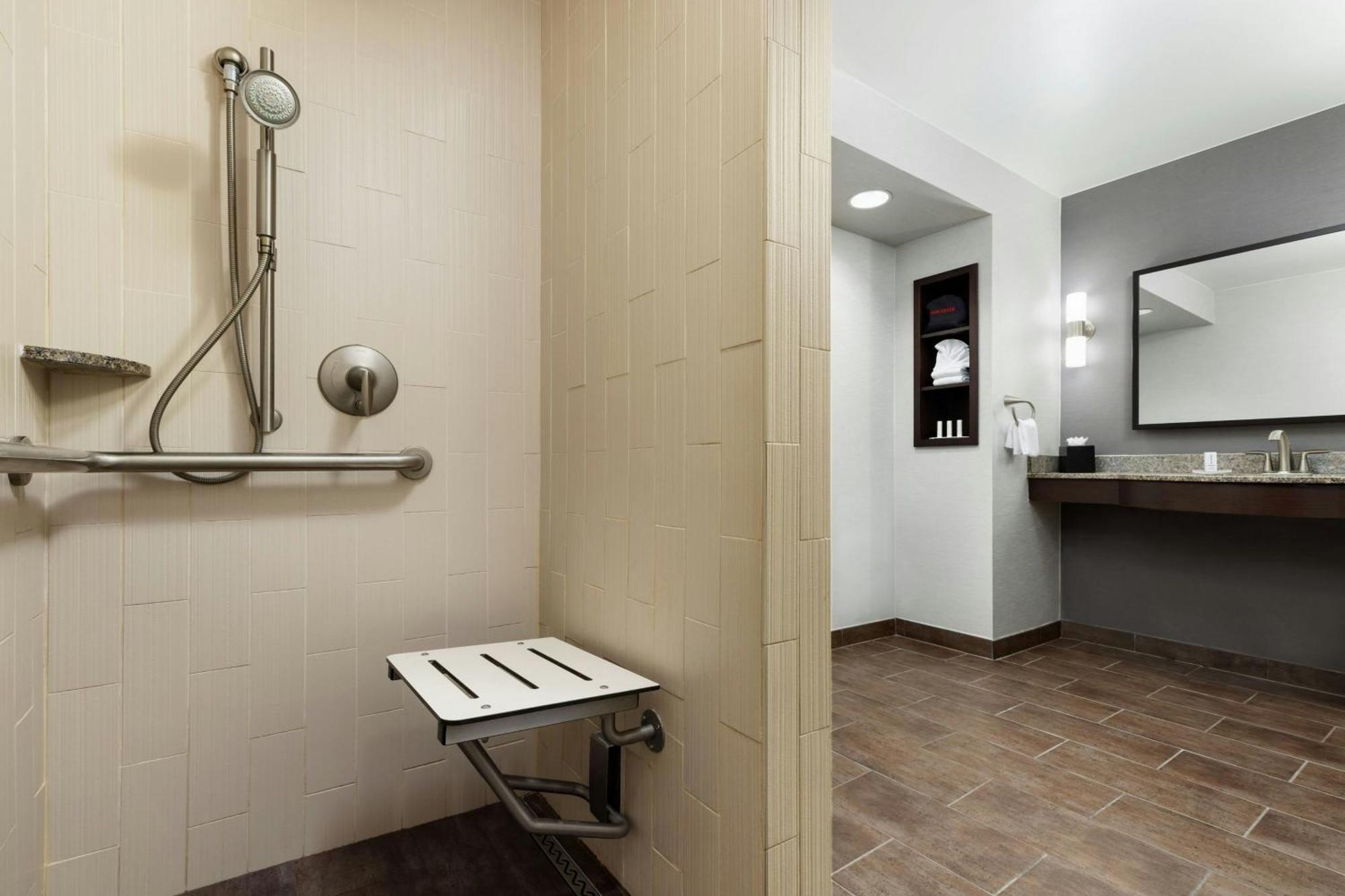 Courtyard By Marriott Los Angeles Woodland Hills Exteriér fotografie