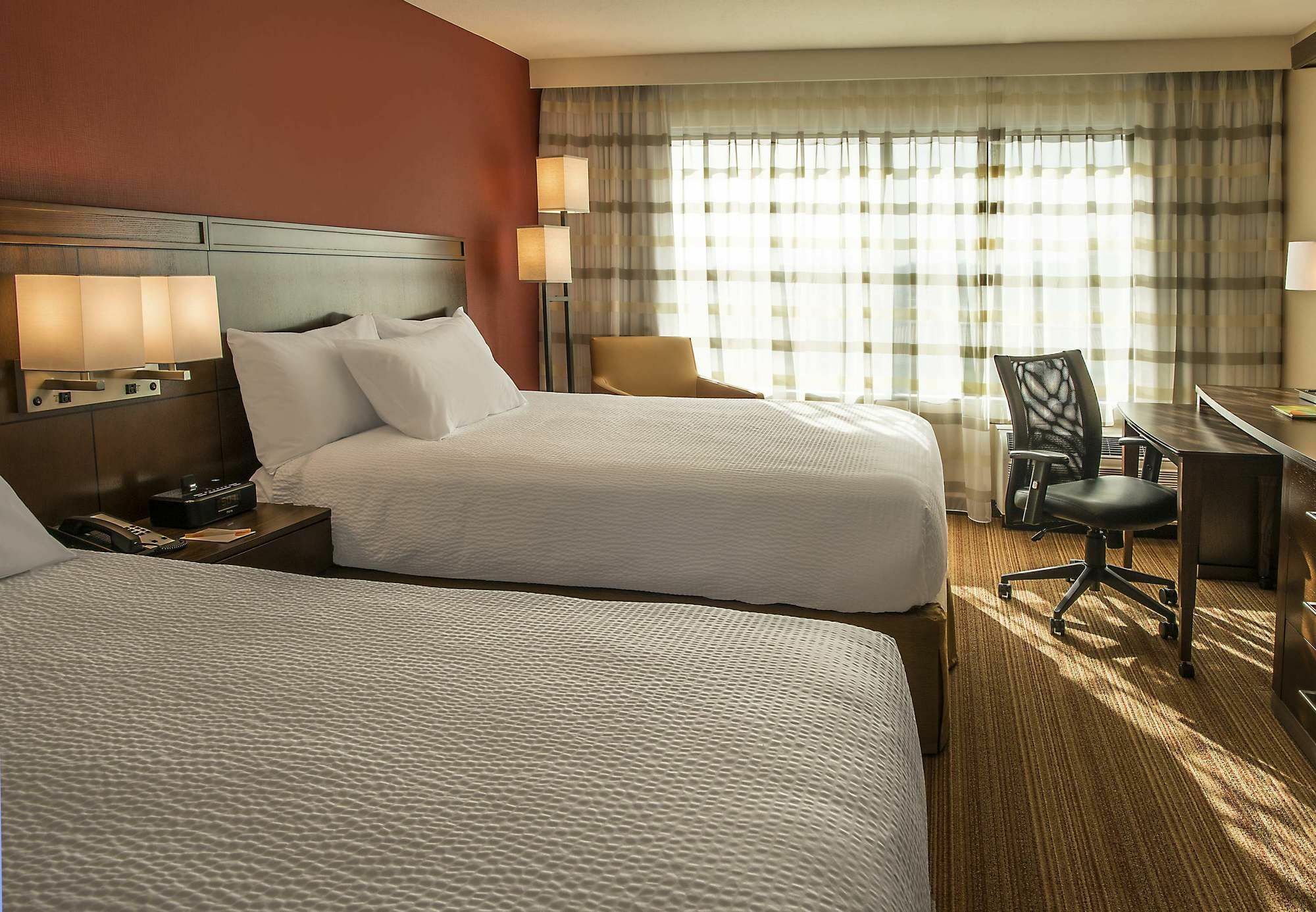 Courtyard By Marriott Los Angeles Woodland Hills Exteriér fotografie